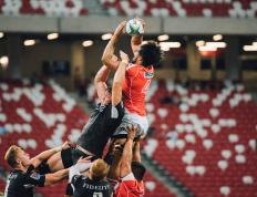 开云体育下载-湖人横扫天津队，胡金秋关键制胜背后的荣光与遗憾