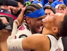 开云体育下载-球队连战连捷，冲击冠军轰轰烈烈进行的简单介绍