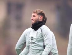 开云APP-尼斯队员调整心态，备战下一场比赛