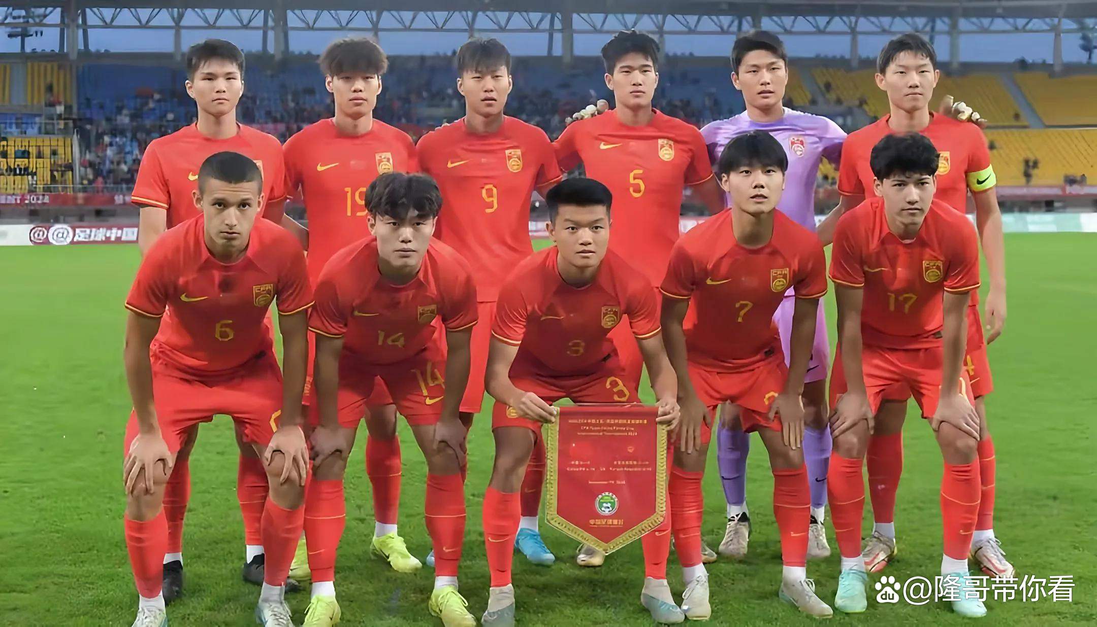 开云官网-亚洲杯小组赛完美收官，劲旅强势晋级