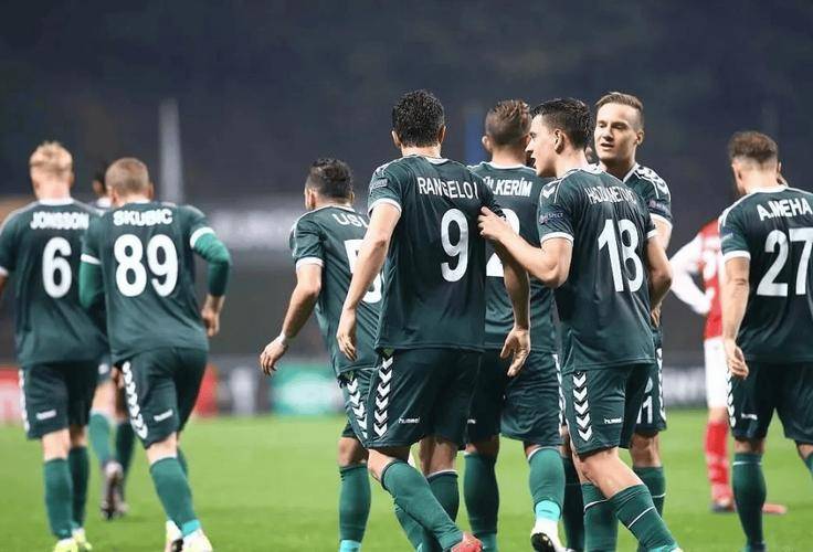 开云体育中国-葡超巨无霸平局战绩不佳，面临重建挑战