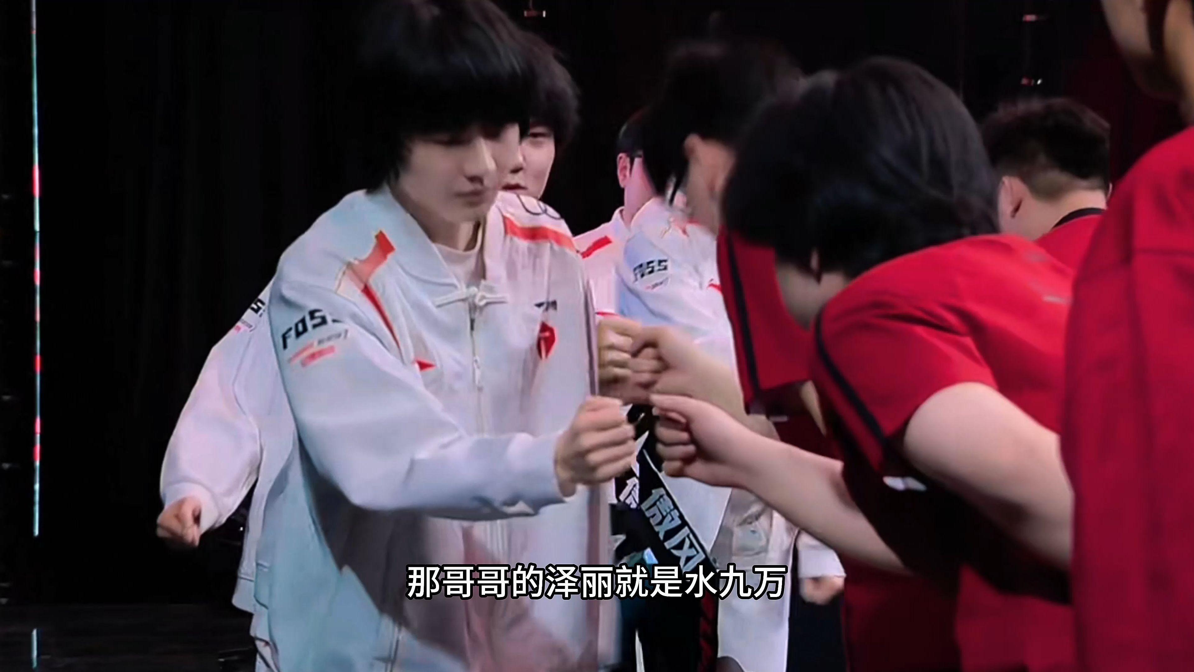 开云体育平台APP-KT横扫FPX，JackeyLove单局斩获MVP峡谷大战成都决赛之夜，强势挺进下一轮的简单介绍