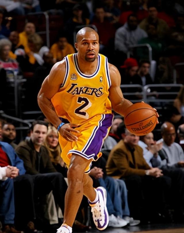 开云体育app-关于NBA球员私生活近期曝光，是否影响比赛表现？的信息