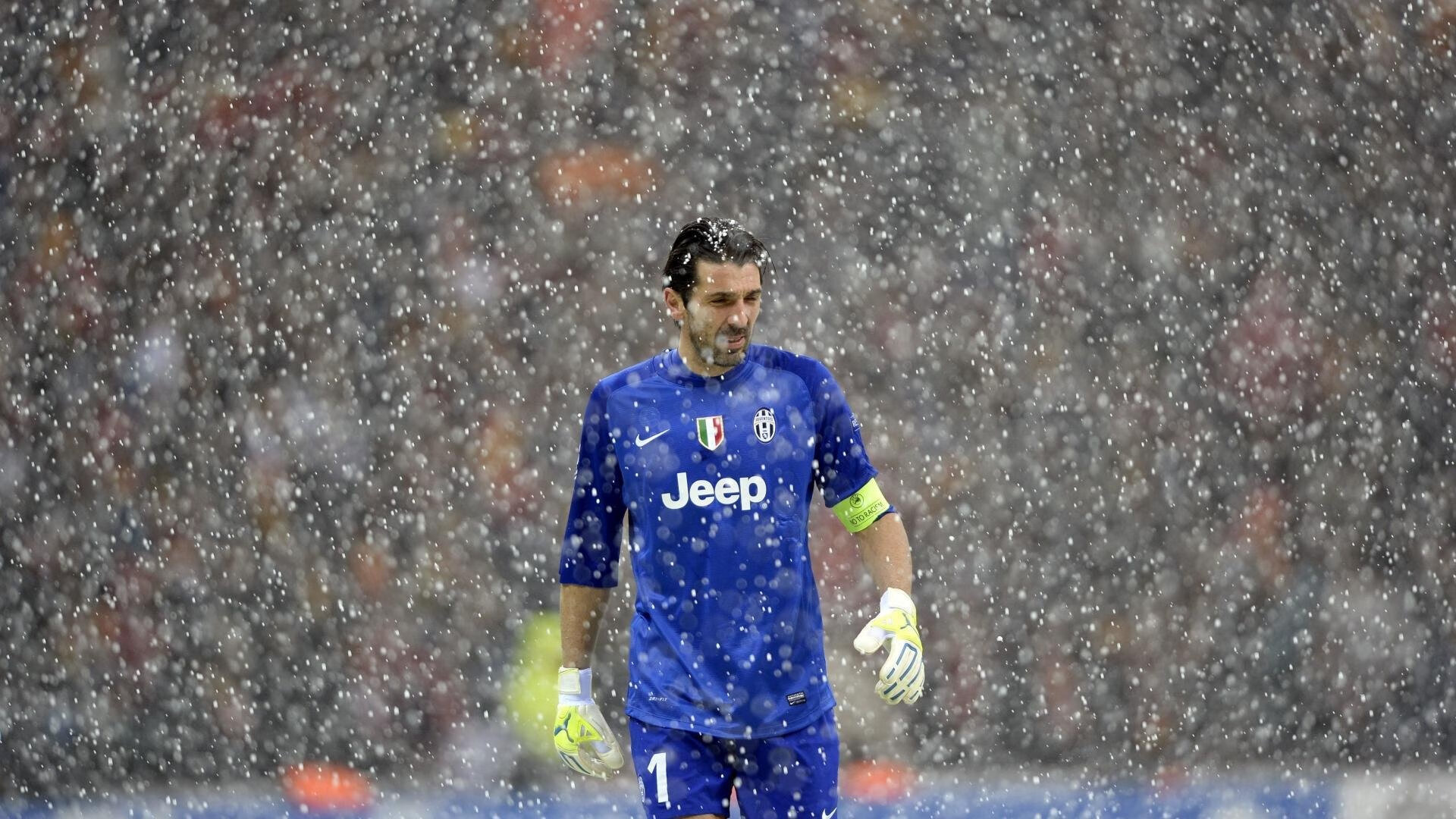 开云体育APP下载-封锁与接管，地缘棋局与拳台法则的共振