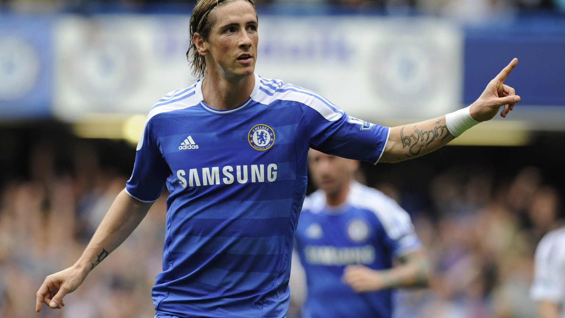 开云体育APP下载-战局突变!马竞窒息式单节狂袭,让曼城窒息