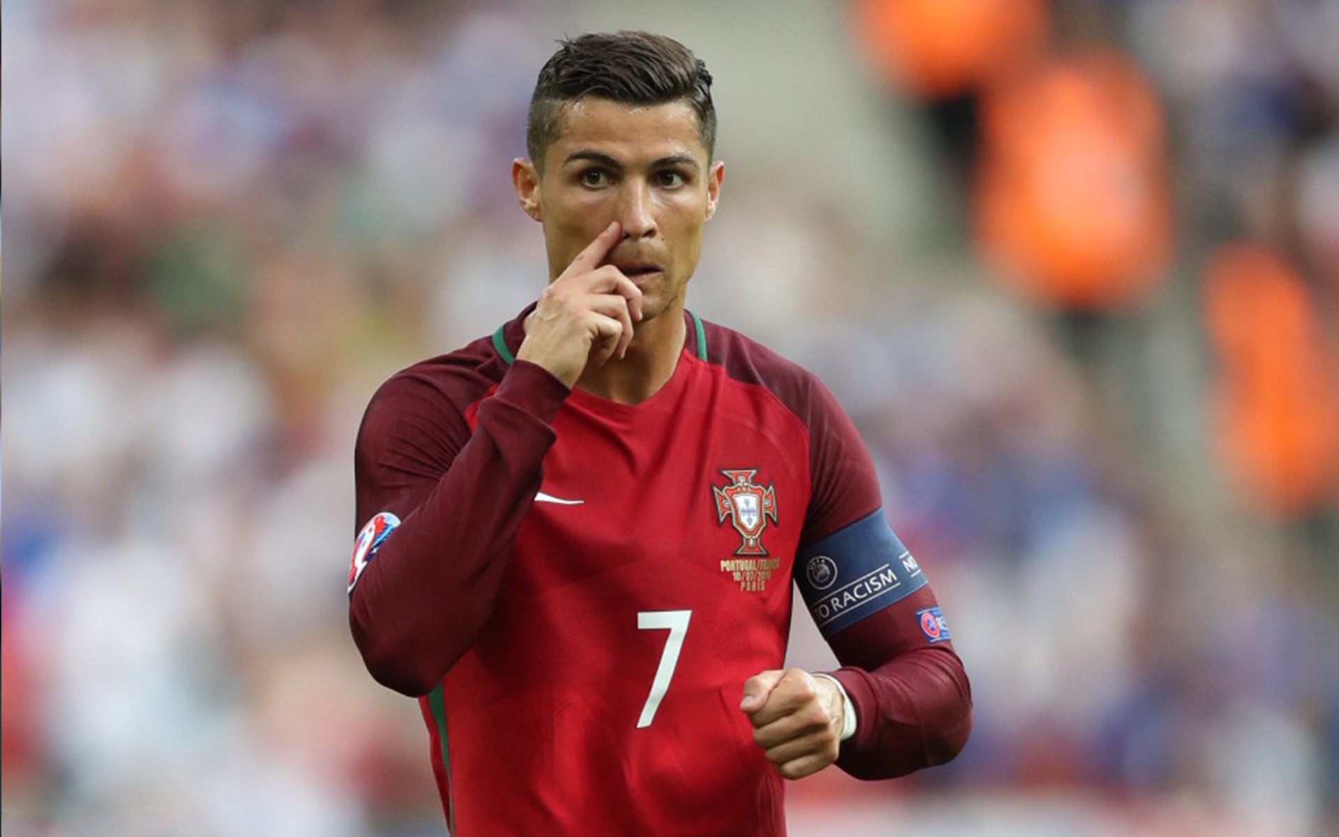 开云体育-从联合杯横扫巨头到法网冷门出局，辛纳的突破与新王加冕的信号